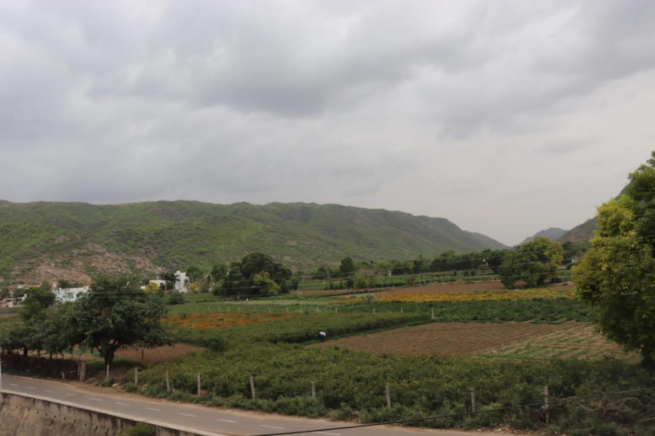 Green Hub Pushkar Villa Exteriör bild